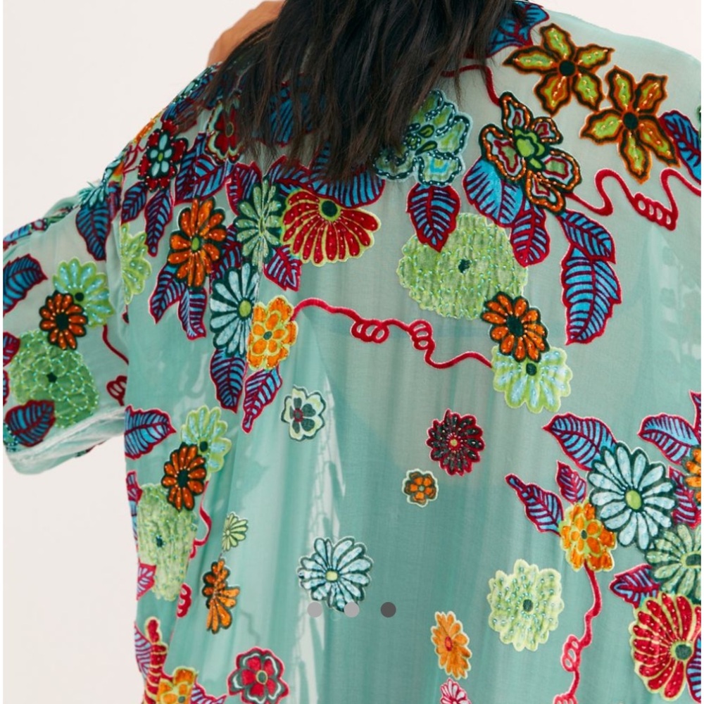 Free People Sweet Leaf Burnout Floral Embroidered Kimono with Fringe. OS NWT - Picture 3 of 9